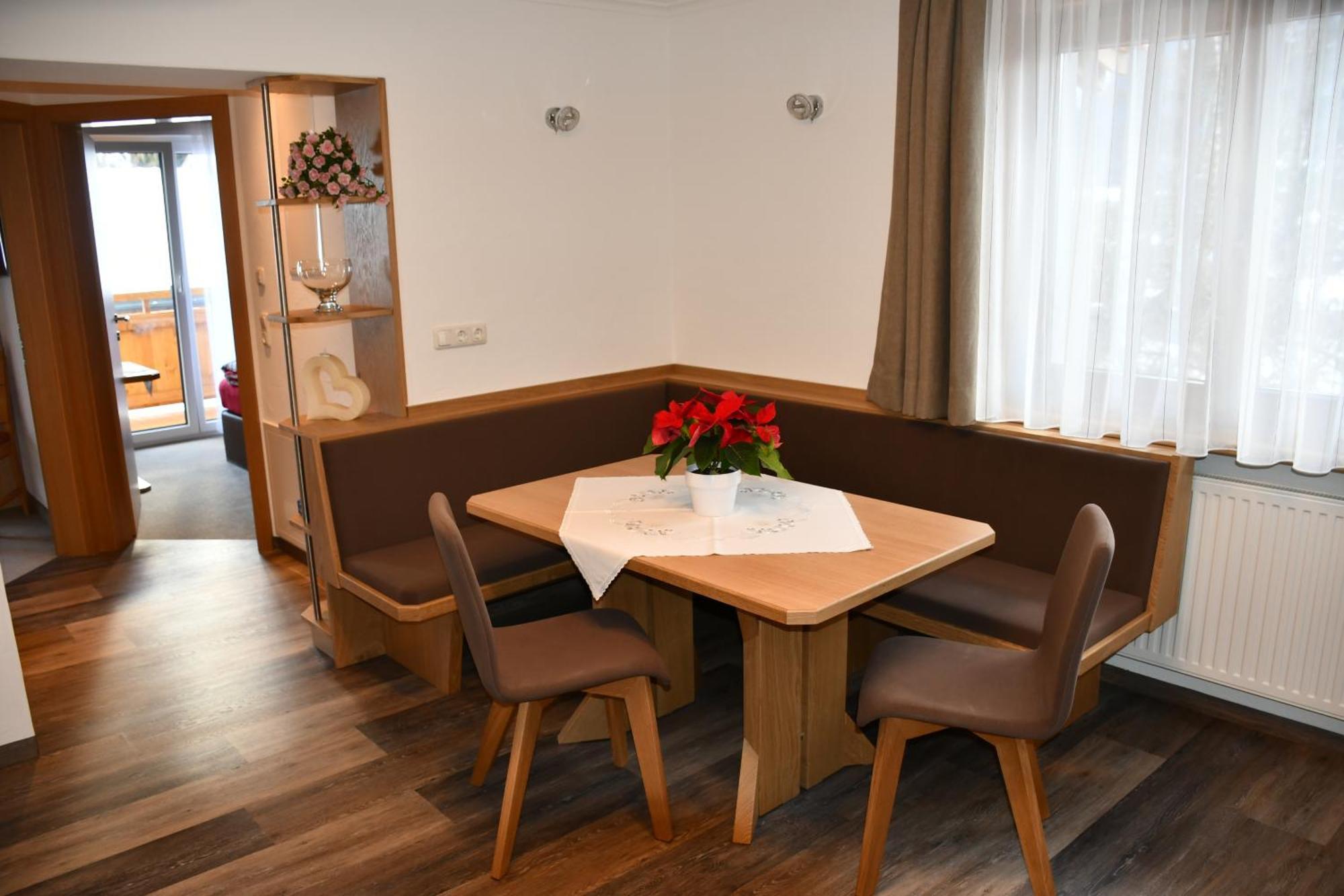 Gaestehaus Brugger Neukirchen am Großvenediger Pokoj fotografie